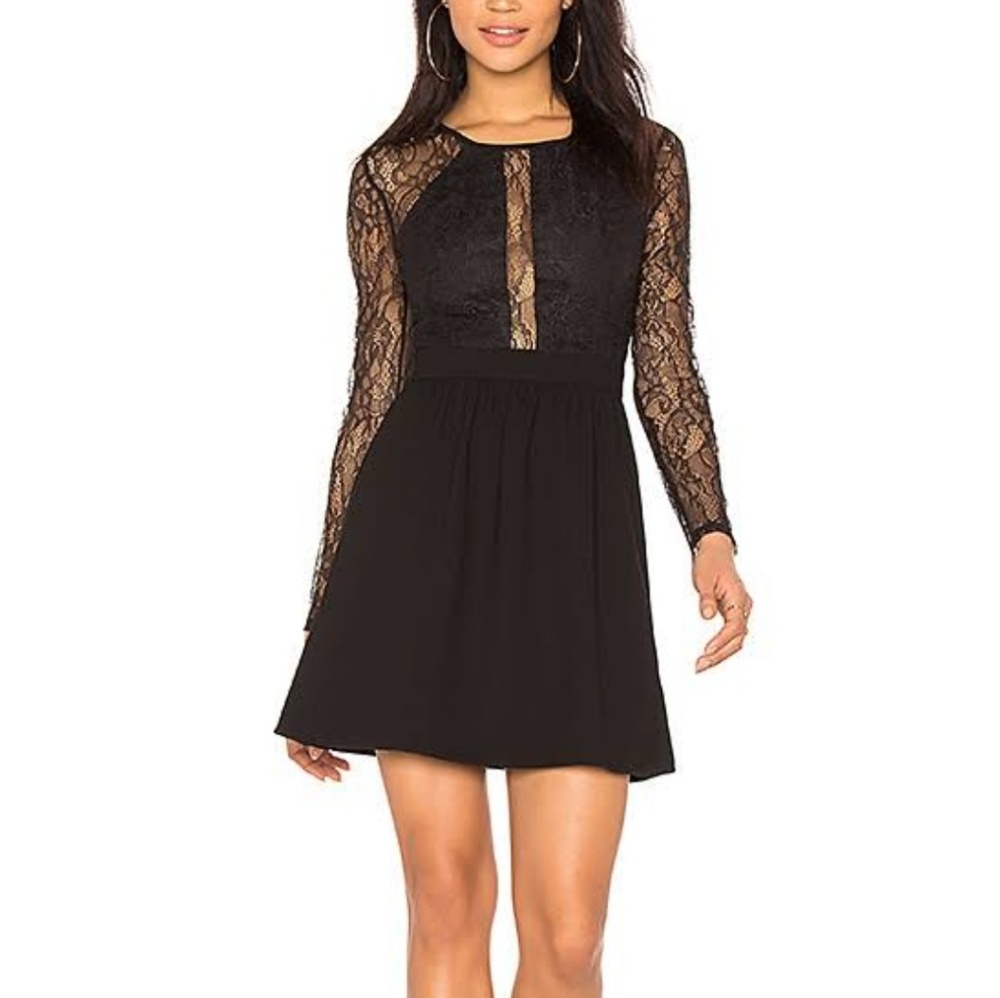 Gorgeous black Lacey dress BCBGeneration NWT - Picture 1 of 6